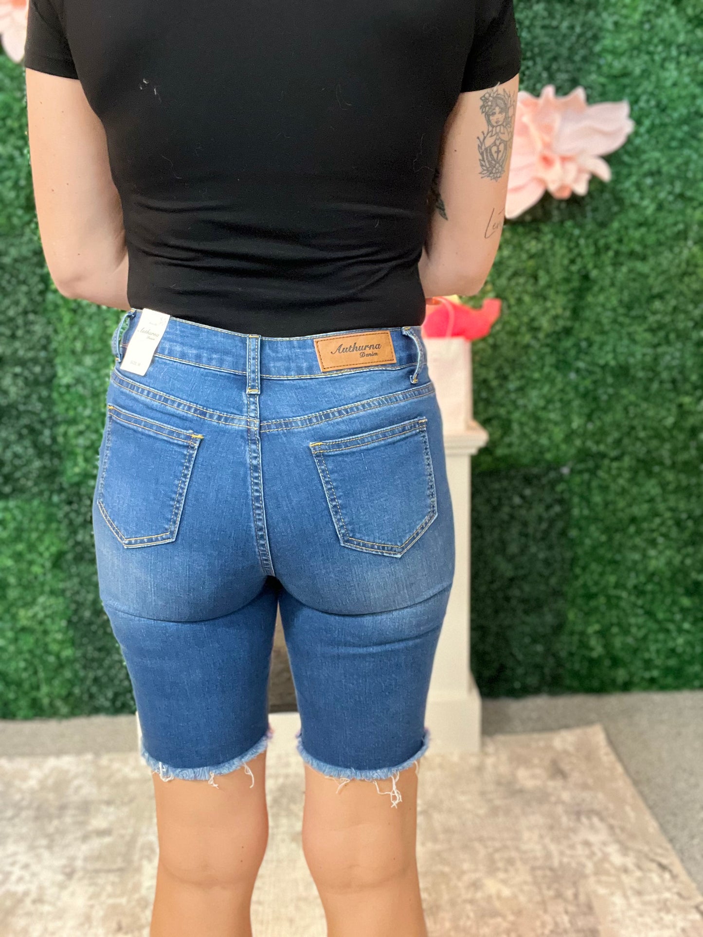 It's Possible - Stretchy Denim Jean Shorts