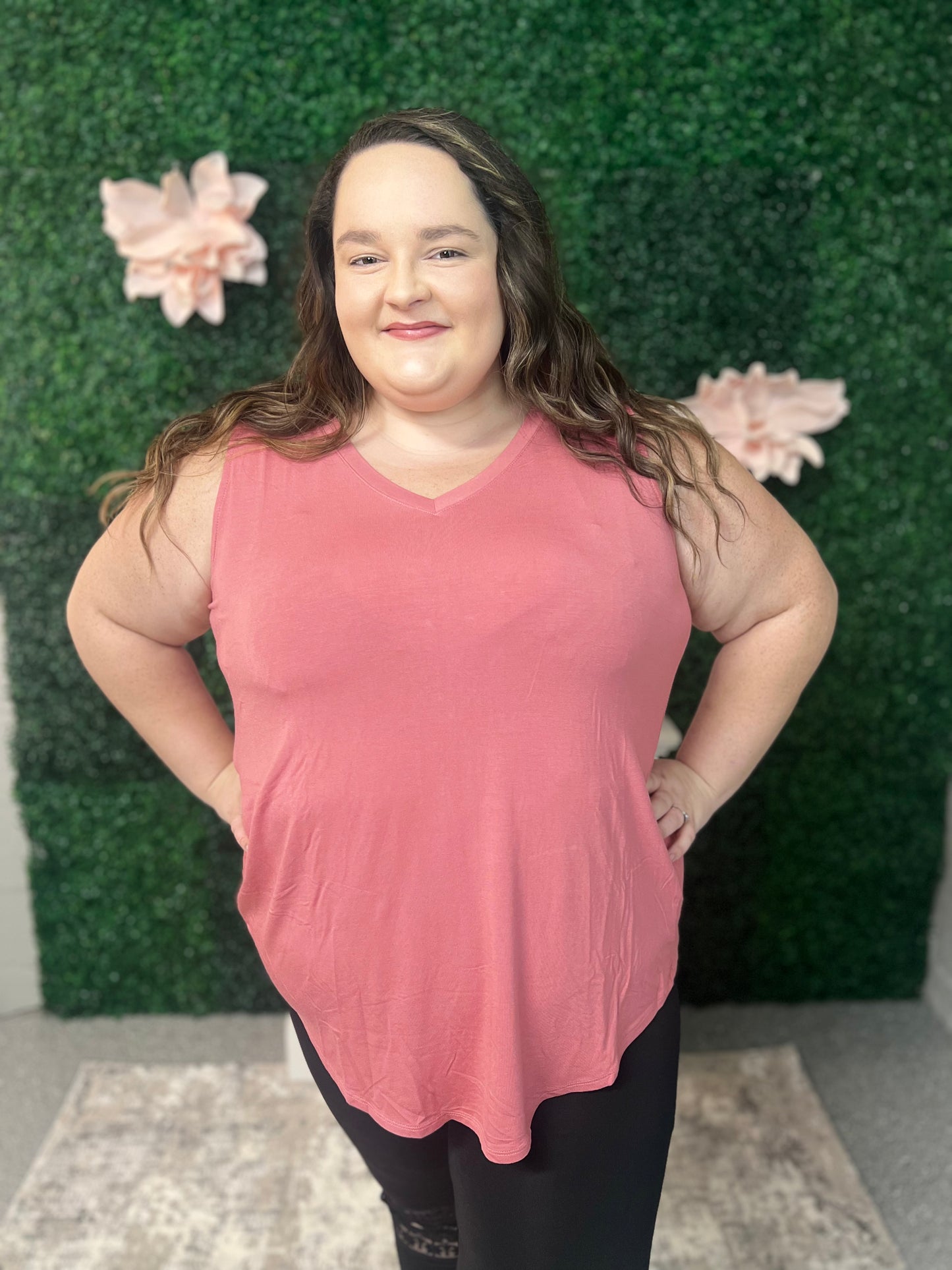 Rose V neck tank top - Plus Size