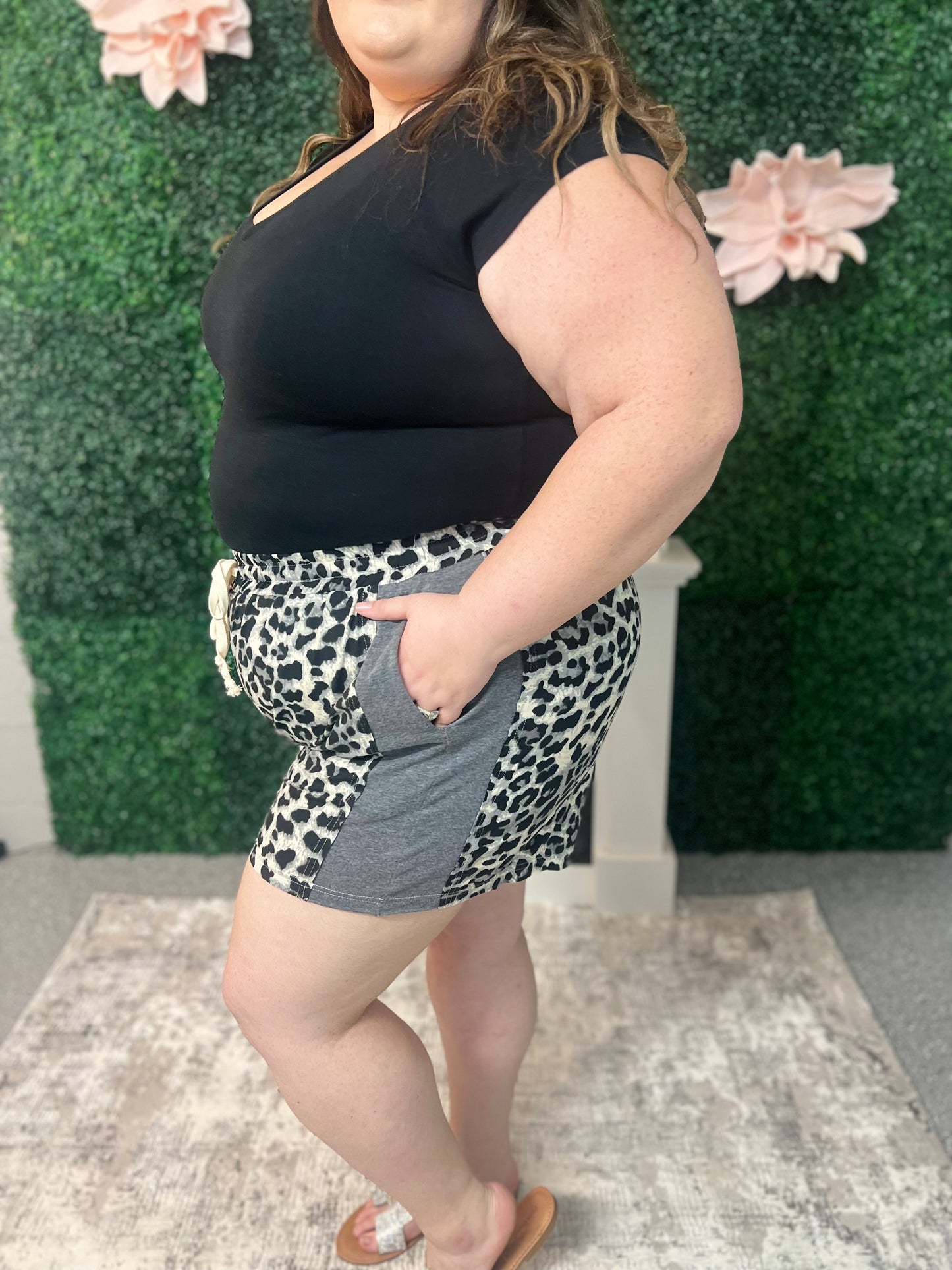 Leopard shorts with pockets - Plus Size